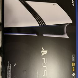 PS5 PRO BRAND NEW IN BOX