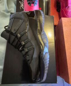 Cap and Gown 11's