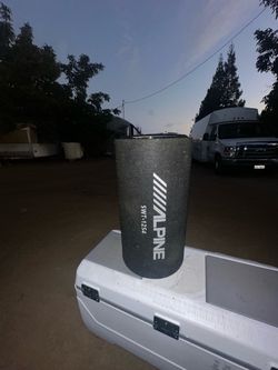 alpine swt 12s4   12’ sub woofer