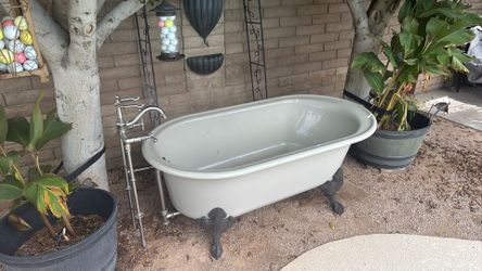 Kohler “Claw Foot” Bath Tub