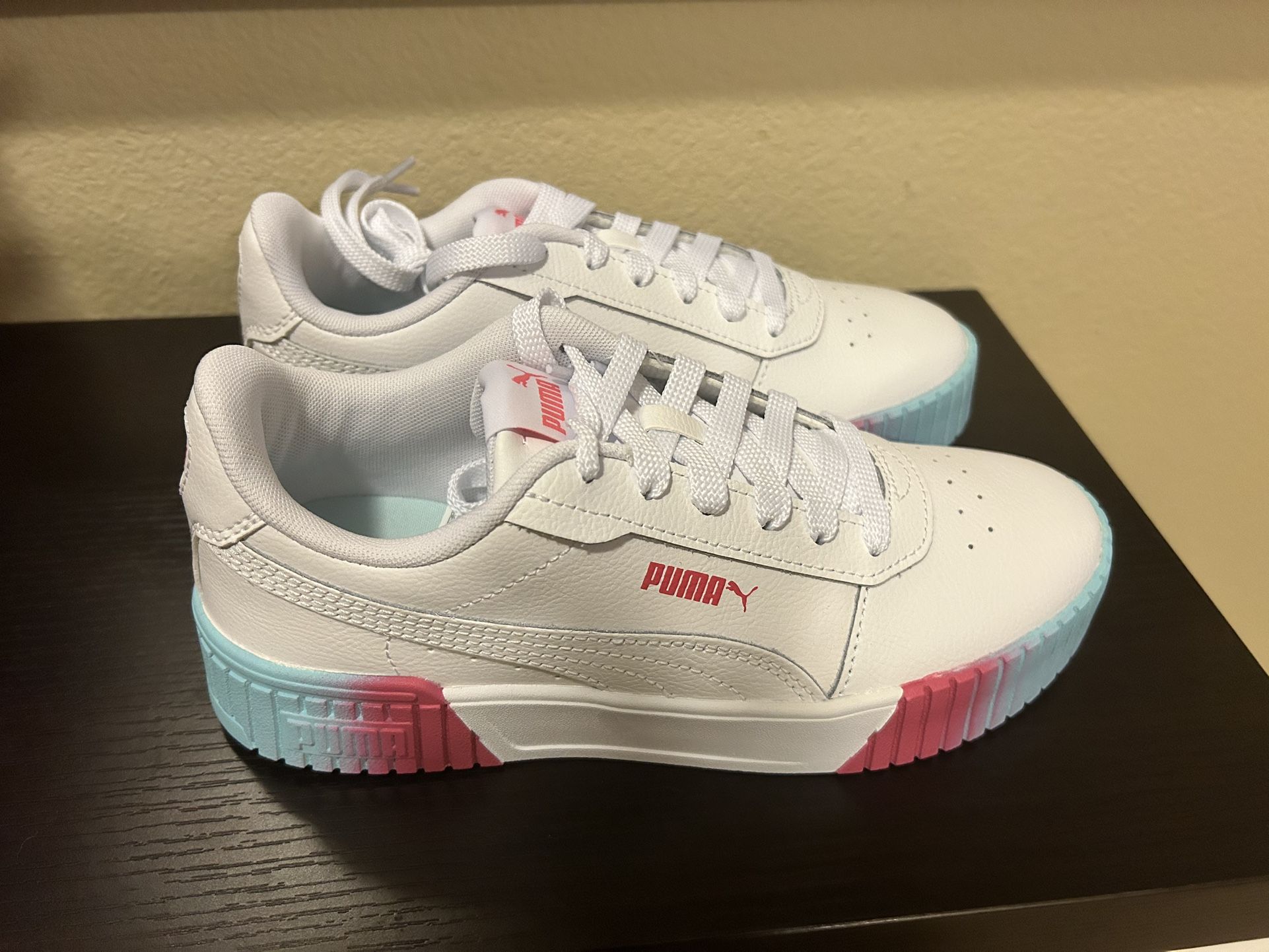 Puma Carina 2.0 Fade Sneakers (Junior Size 6)