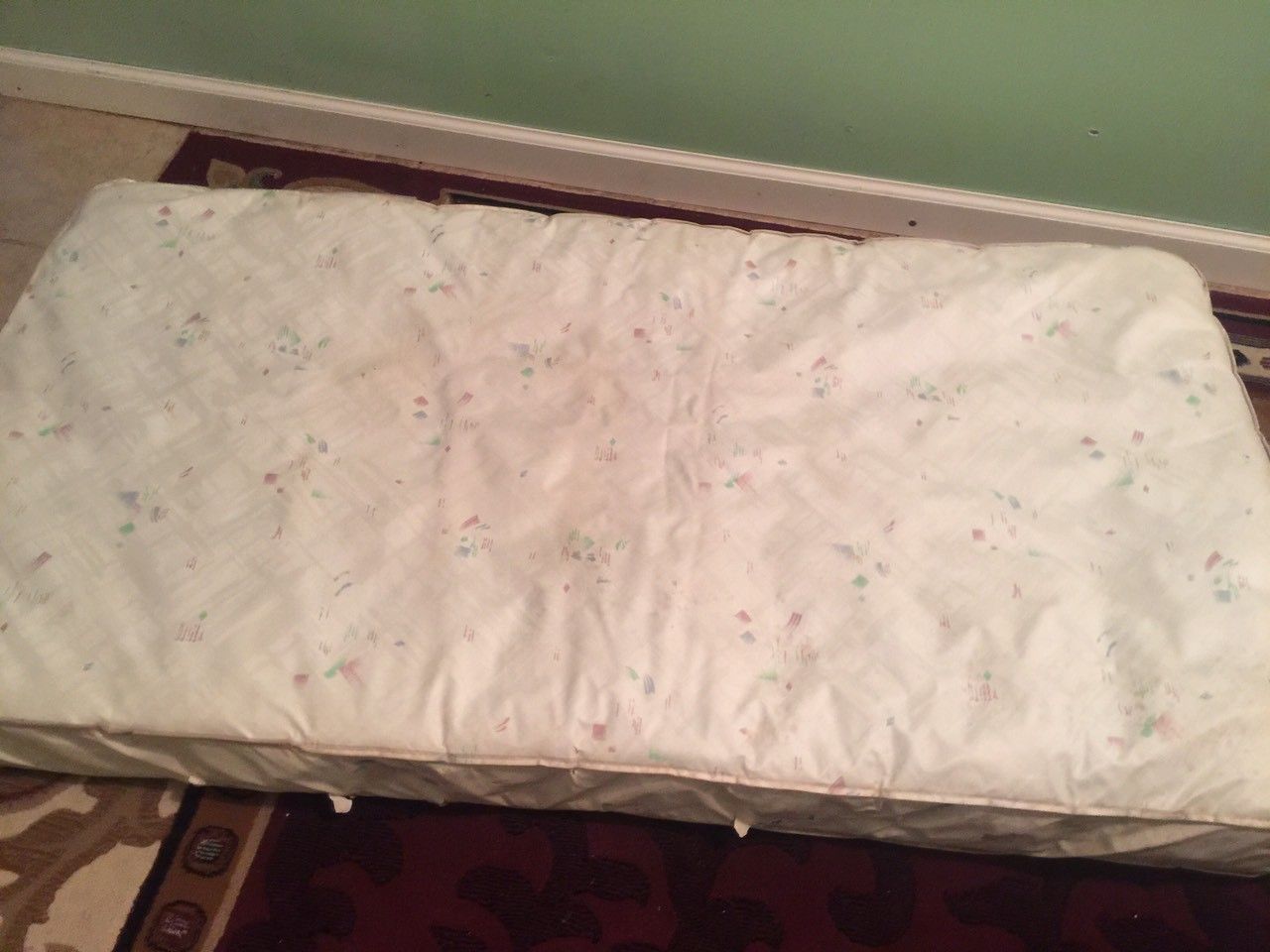 Baby crib mattress