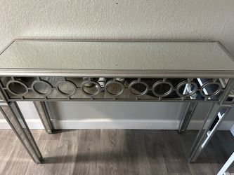 Beautiful Mirrored Tables!