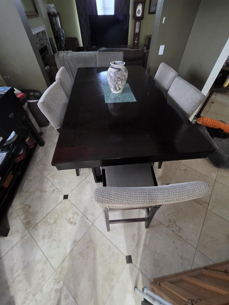 Bar Height Table With 6 Chairs $700OBO