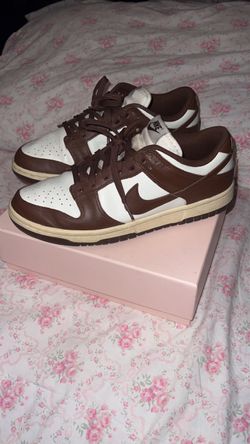 9.5 Nike Shoes