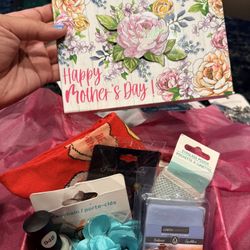 Mother’s day Myster Box  $8