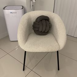 Set Of 2 Chairs 