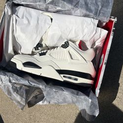 Jordan 4 Retro Flight Club 10.5M