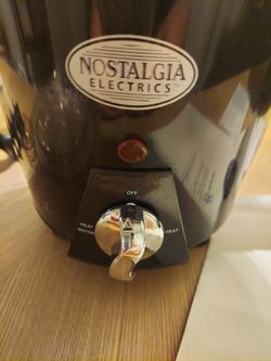 NEW Nostalgia chocolate fountain