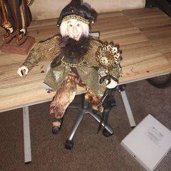 **🎭 Set of 2 Vintage-Style Jester Dolls – Beautifully Detailed – \$50.(or best offer)**
