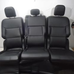 2020-2023 Explorer 2nd Row Seats