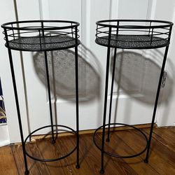 2 IRON PLANTER STANDS