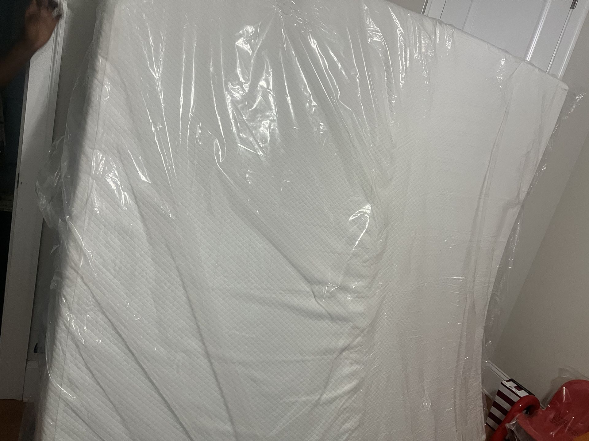7 Inches King Size Memory Foam Mattress brand new