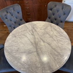 Dining Table And Four Chair