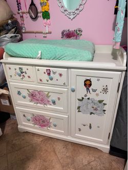 Changing table.