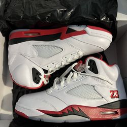 Jordan 5’s OG Fire Red 