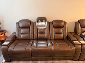 Ashley furniture (Man-Den) couch