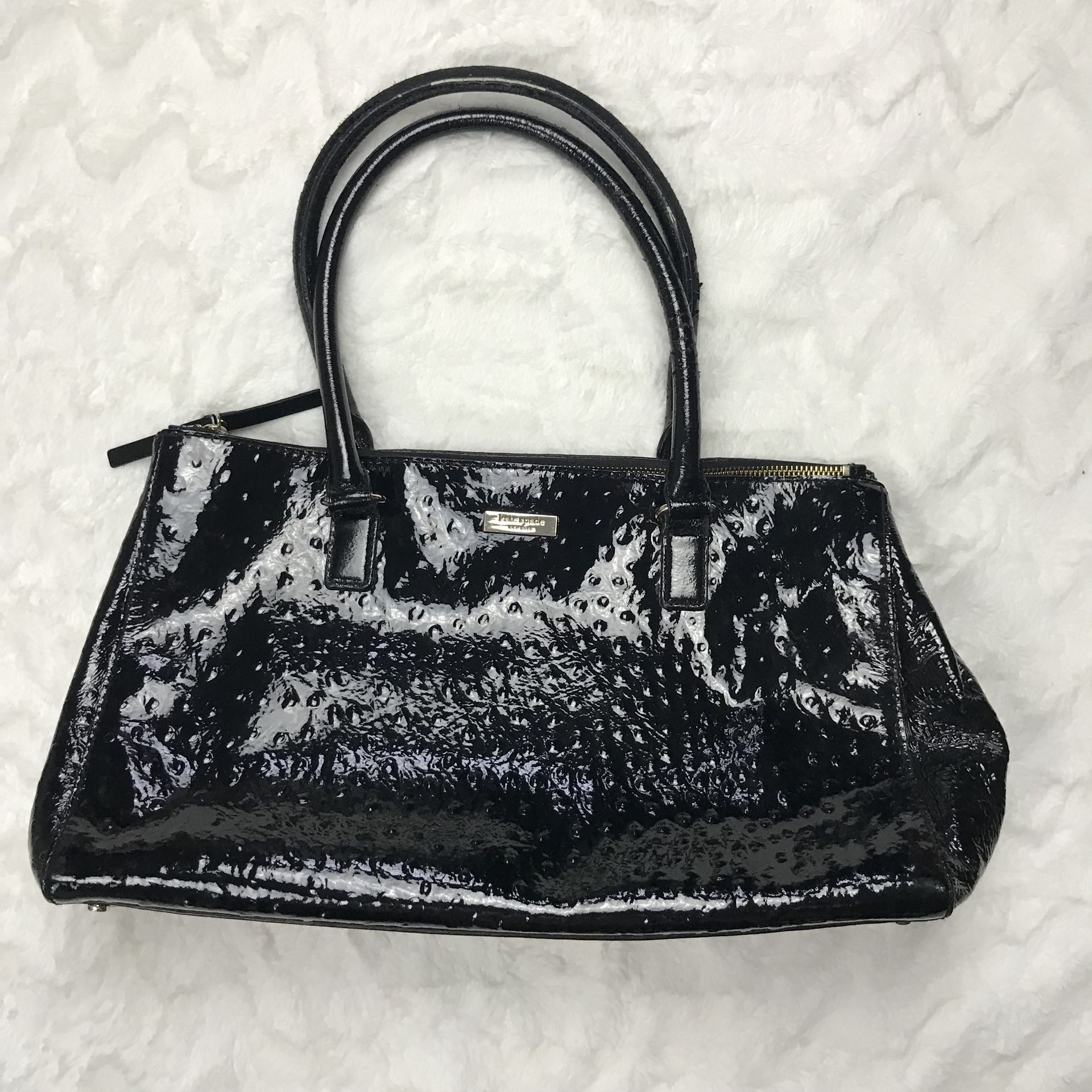 Kate Spade New York Handbag Signs Of Wear