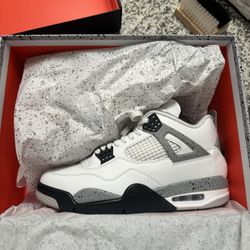 Jordan Retro 4 White Cement Size 10