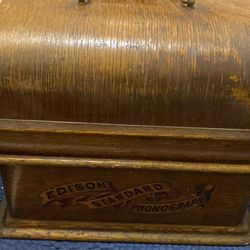 Edison Phonograph  excellent condition fully working
