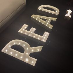 light up LED decoration-READ ➡️