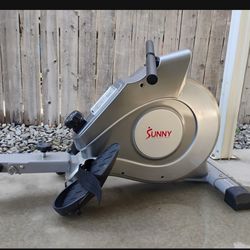 Sunny Rowing Machine 