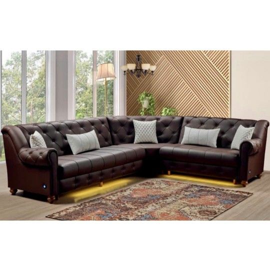 New Brown Leather Sectional With Pillows $1575