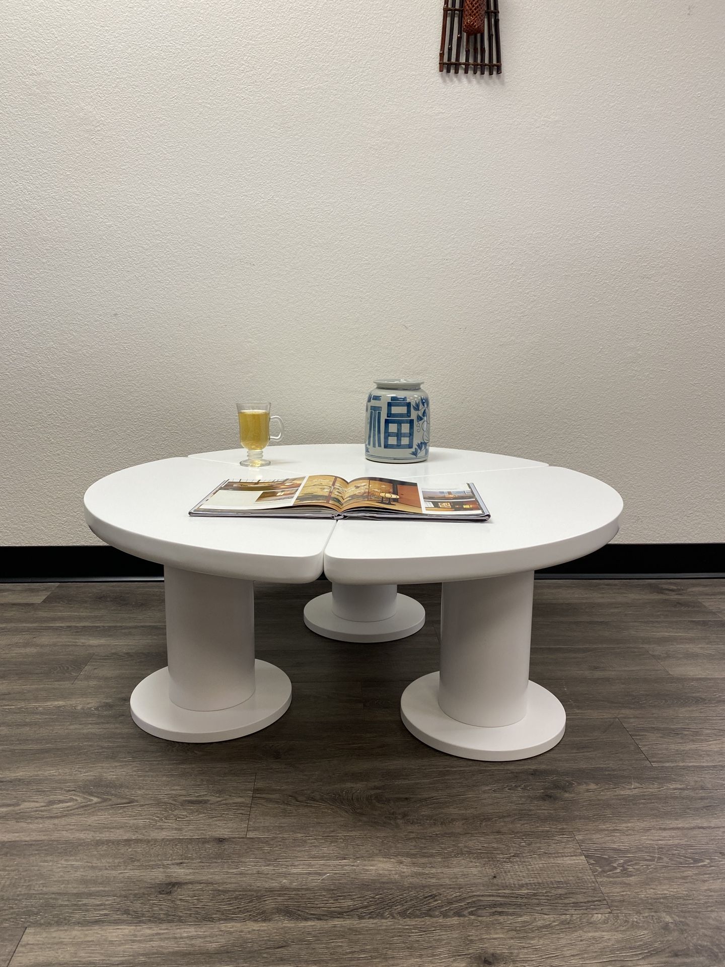 Modern 3-Piece Round Coffee Table – White (39.4”)- Assembly Required