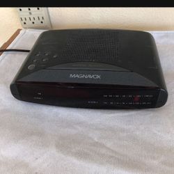 Magnavox Clock Radio 