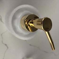 White and Gold Cermic and Soap Dispensers(3pc)