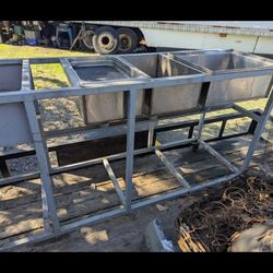 6 1/2 ' TACO CART ON HEAVY DUTY CASTERS