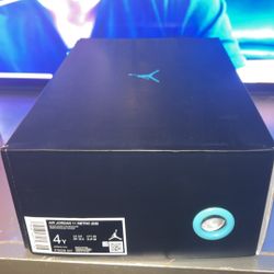 (BRAND NEW) JORDAN GAMMA 11s SZ 4 GS 