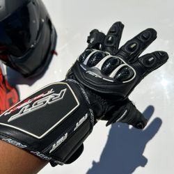 RST Gauntlet Gloves
