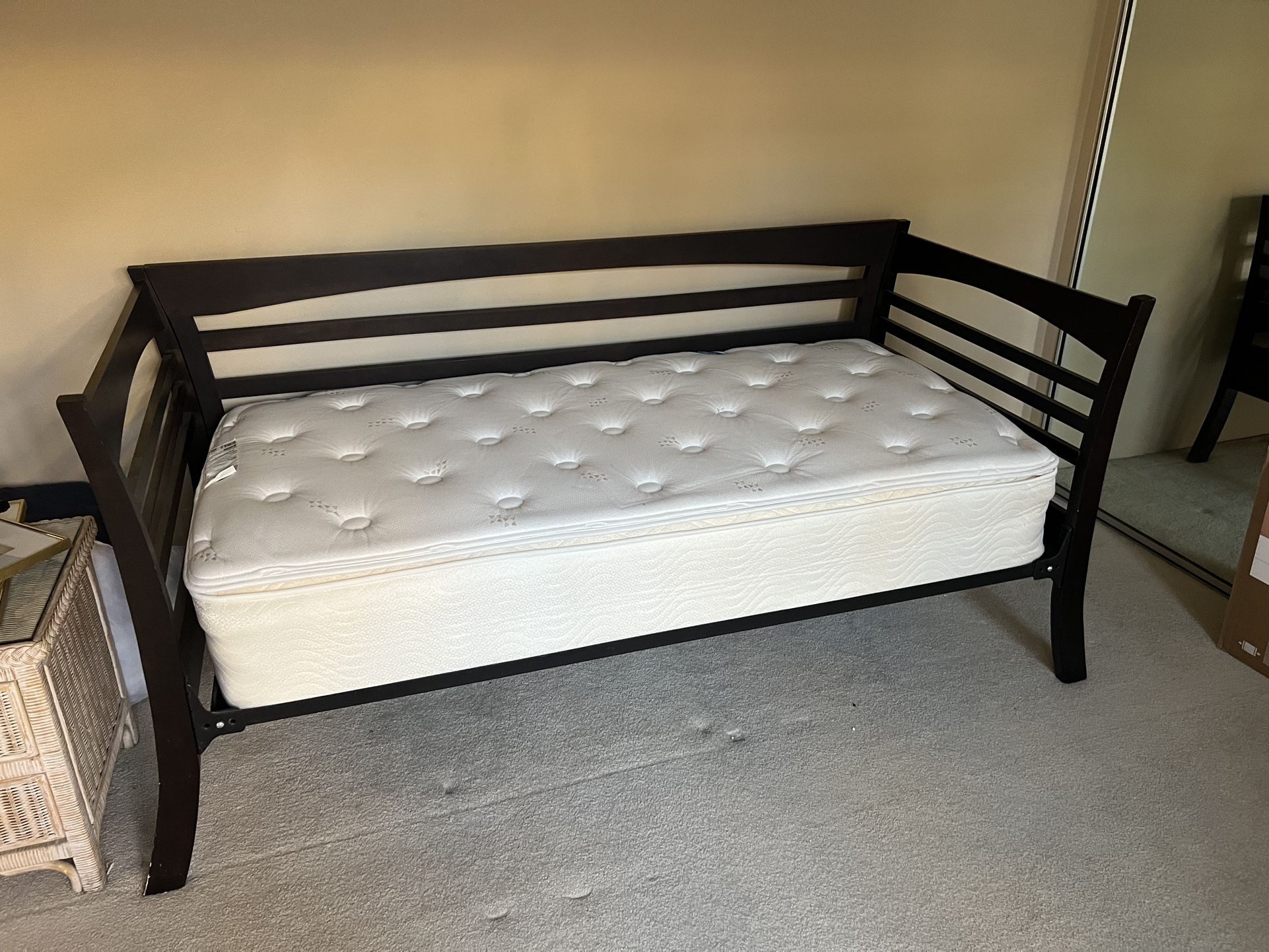 Twin Bed