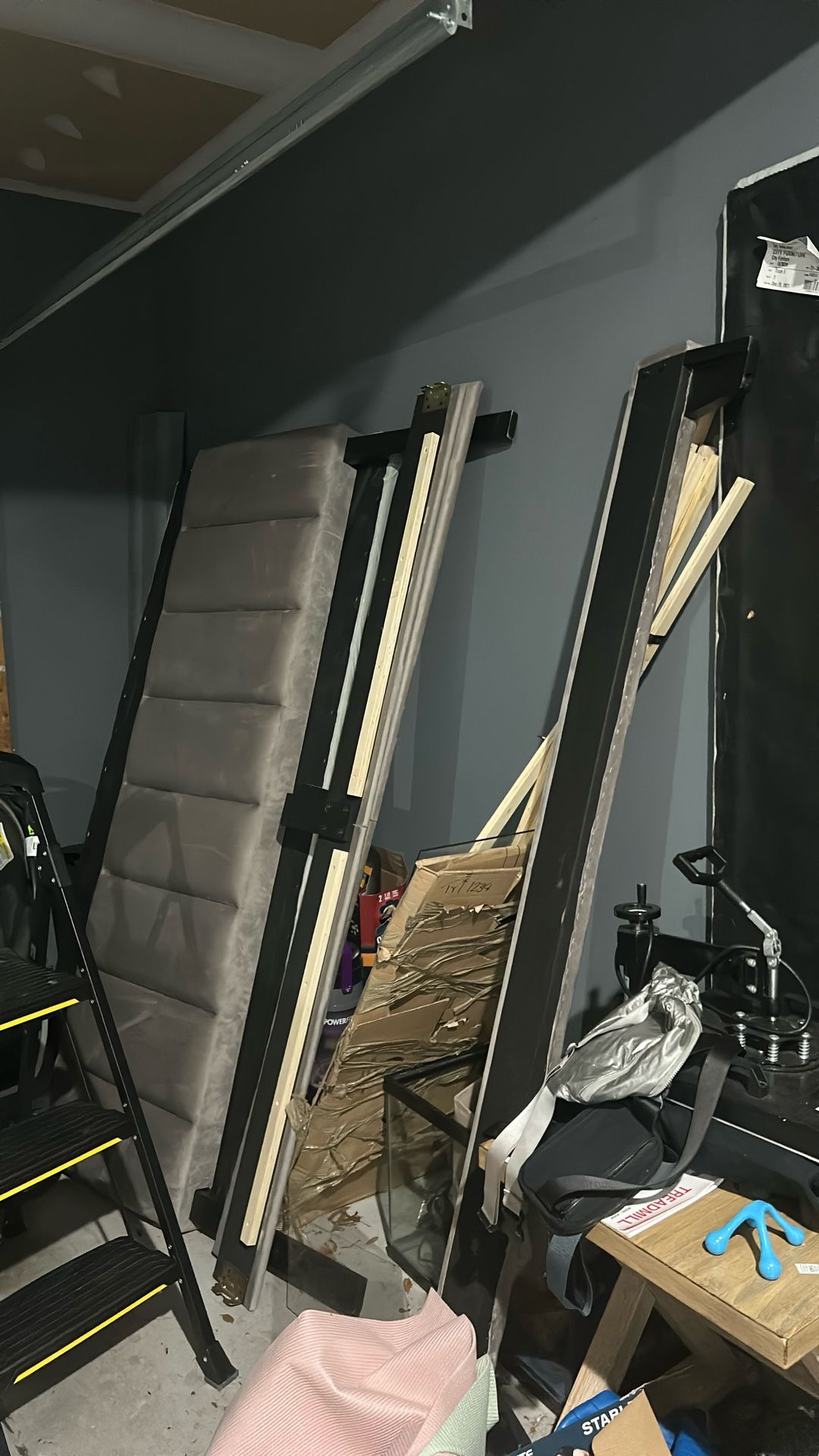 King Bed Frame With Flat Boards