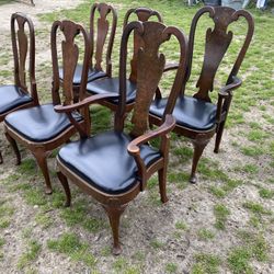 18th Century Set Of Chairs 
