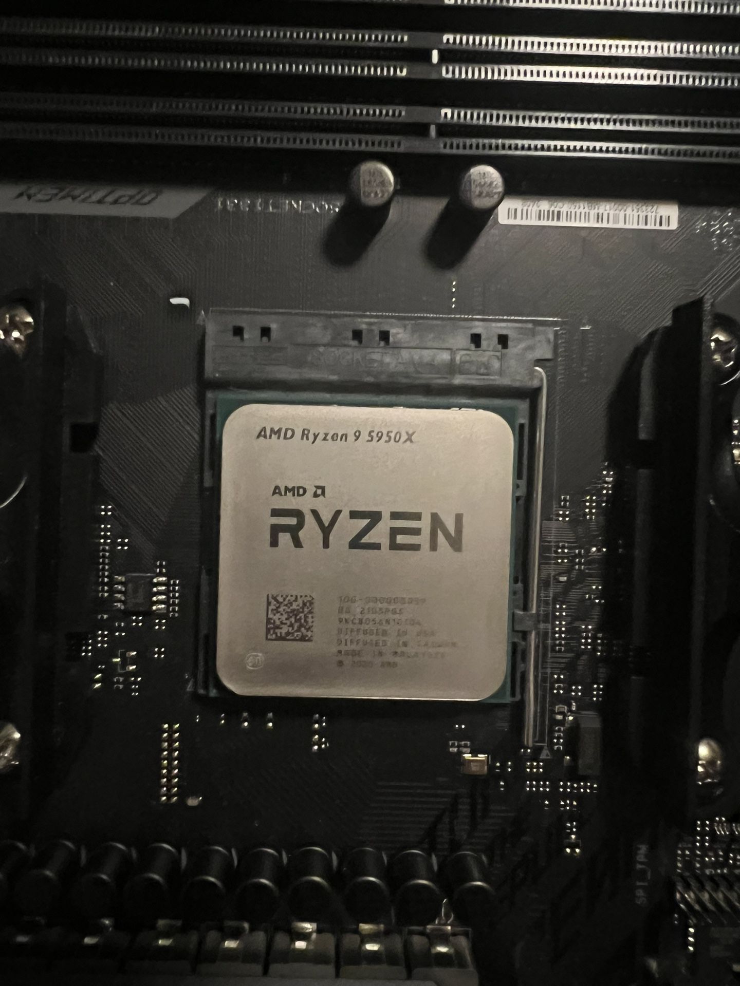AMD RYZEN™ 9 5950X Processor