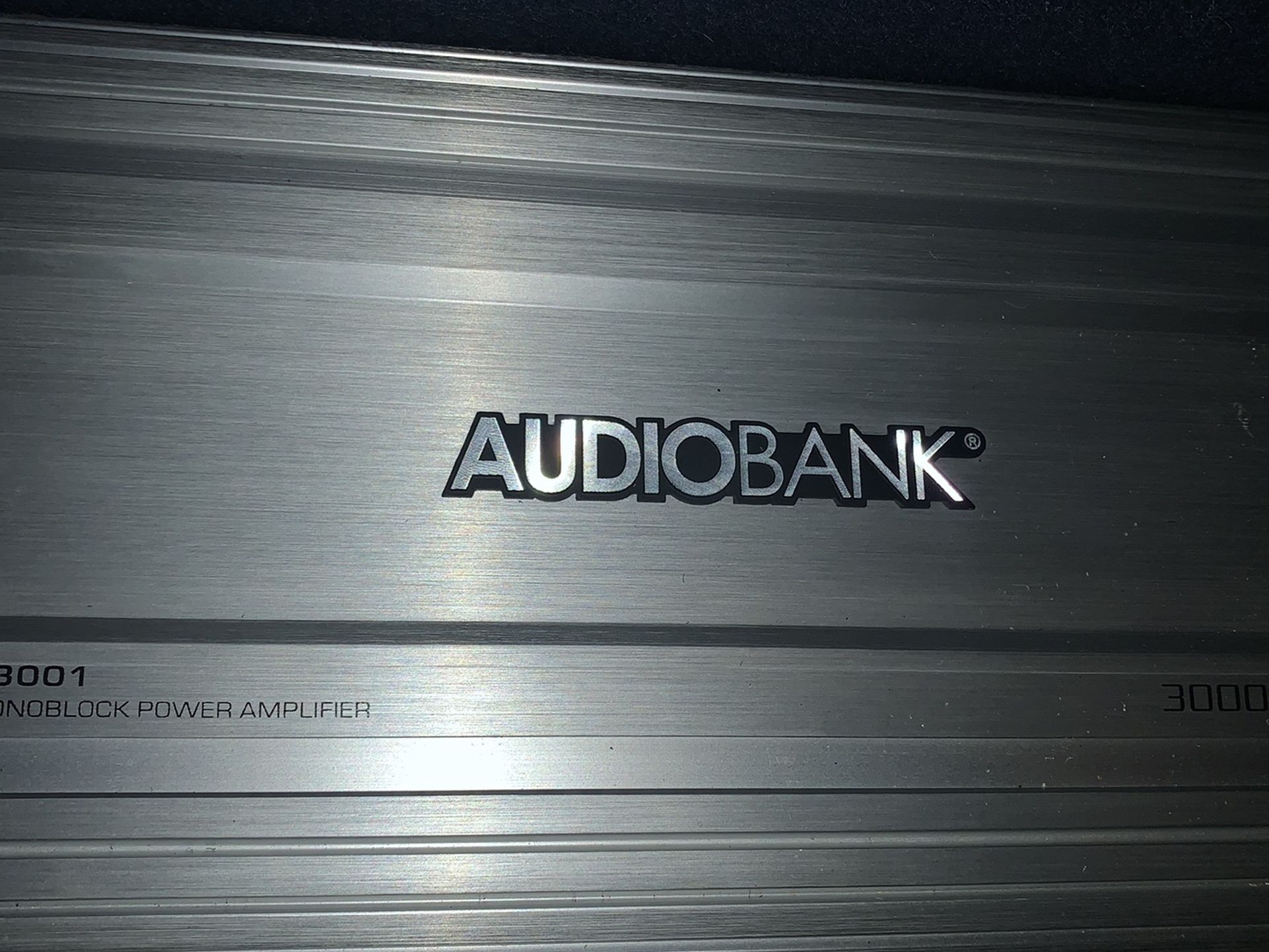 3000 Wat Audio Bank