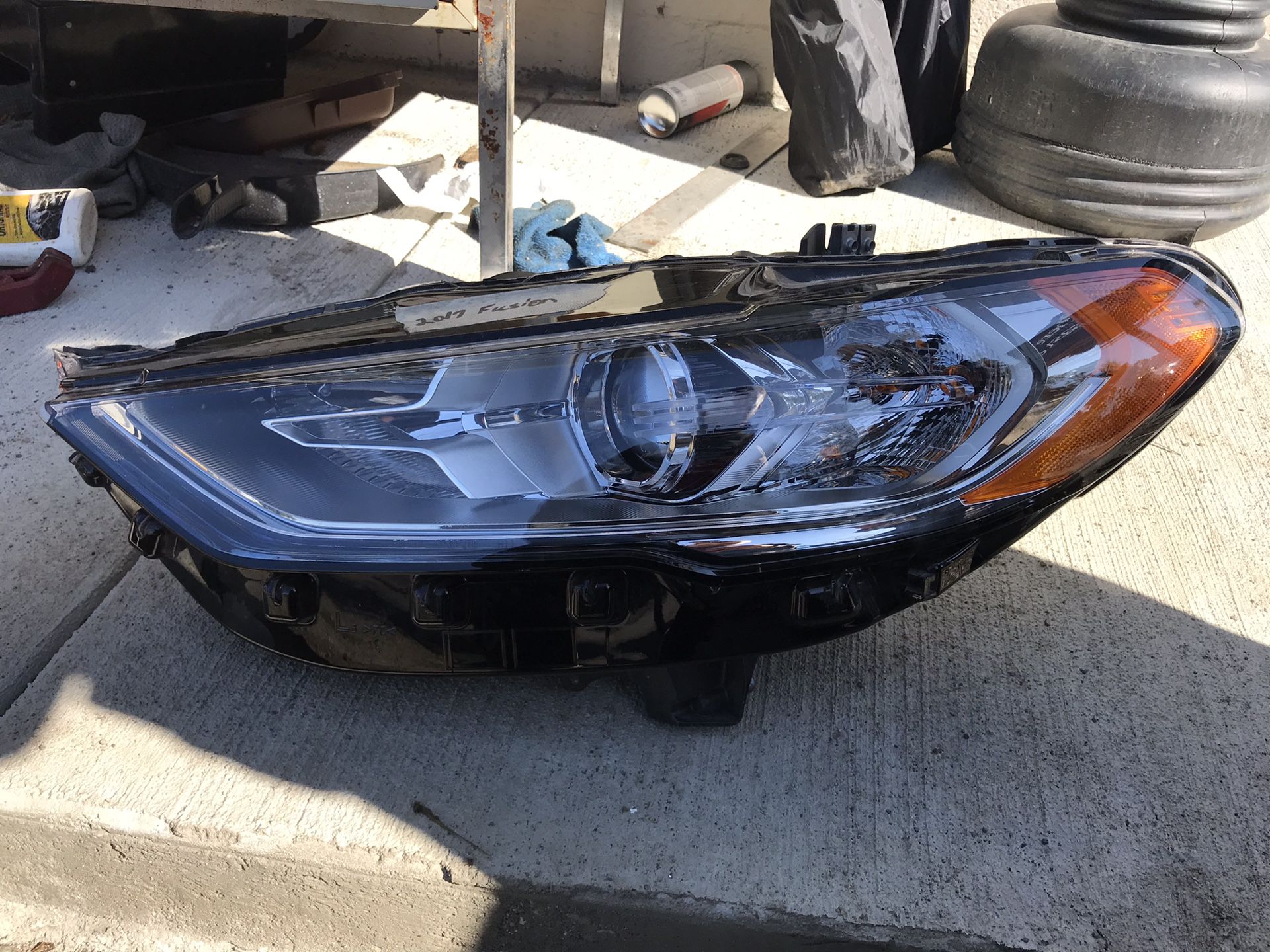 2017 Ford Fusion LH (driver side) headlights without LED