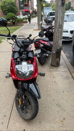 200cc moped
