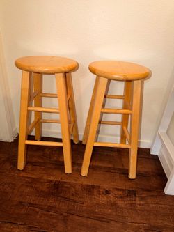 Bar stool