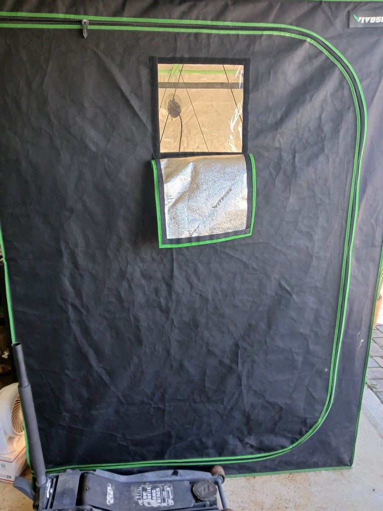 Grow Equipment Tents, Lights, Dehumidifier, And More 