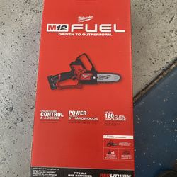 Milwaukee Chainsaw Cordless