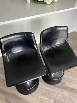 Modern Bar Stool