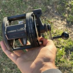 Shimano TLD 20 Lever Drag Casting/Trolling Fishing Reel 3.6:1 USED 