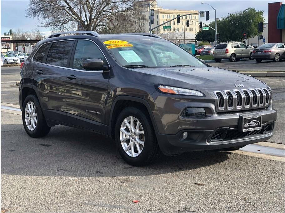 2017 Jeep Cherokee