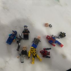 Random Lego Figures