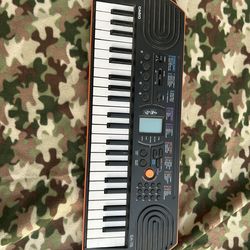Casio Sa-76 Mini Keyboard