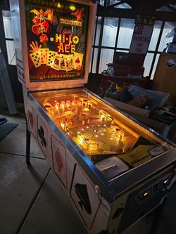 Pinball machine