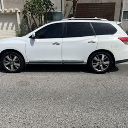2014 Nissan Pathfinder